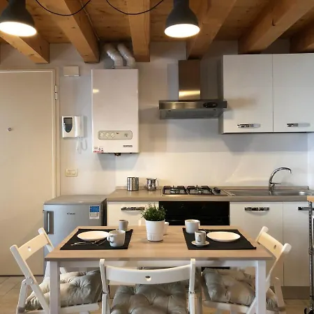 Interno 1 Apartment *